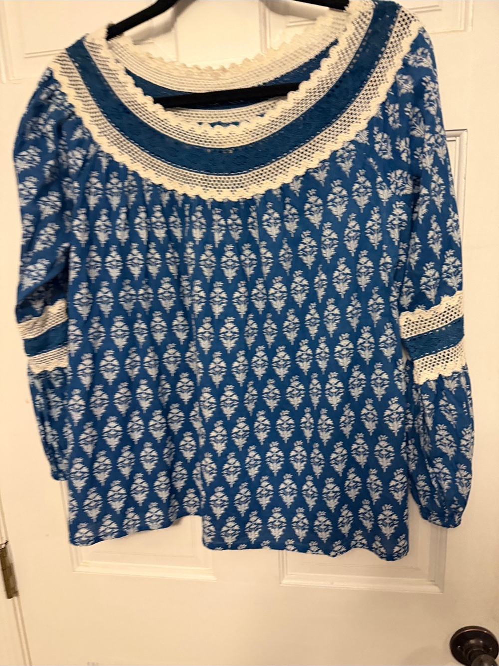 Solitaire Blue Printed Scoop-Neck Sweater with Cream Lace